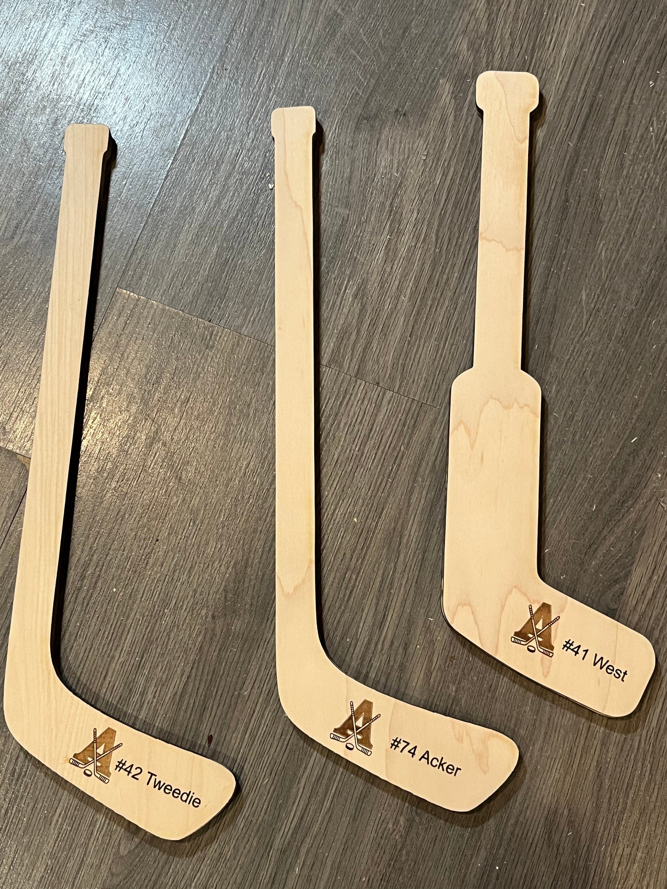 Set of 30 mini sticks